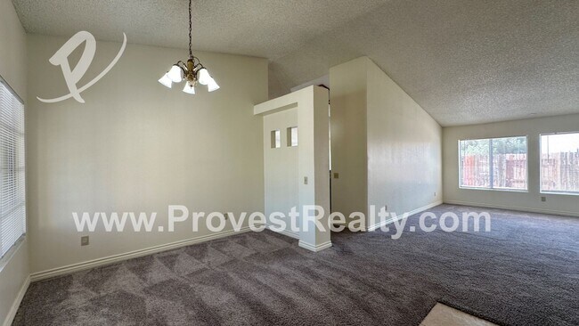 Building Photo - 3 Bed, 2 Bath Victorville Home!!
