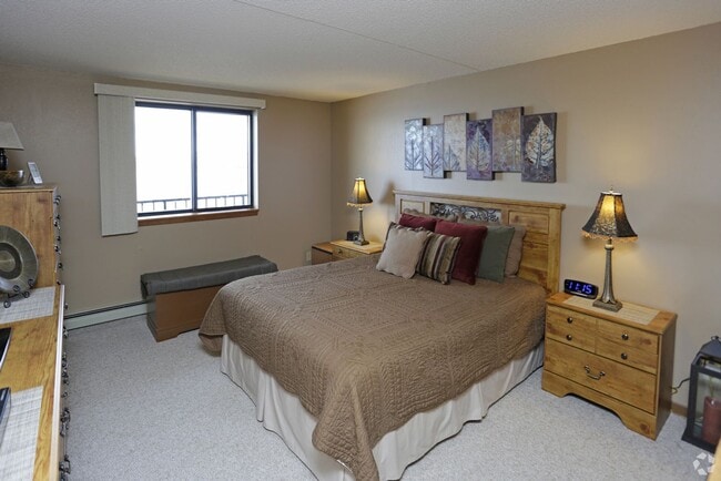 Interior Photo - Baypoint Estates
