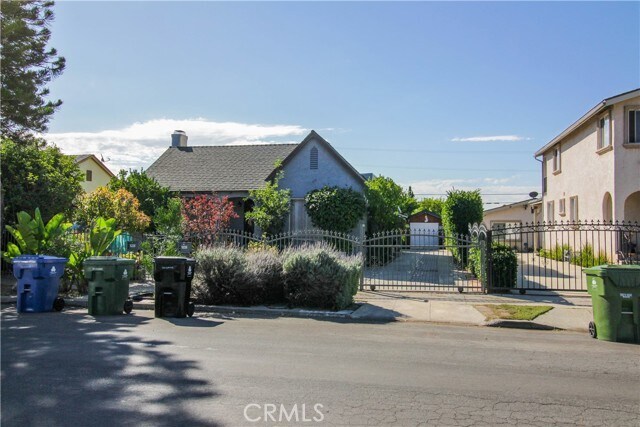 Primary Photo - 5226 Range View Ave