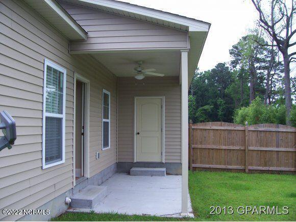 Building Photo - 3321 Ellsworth Dr