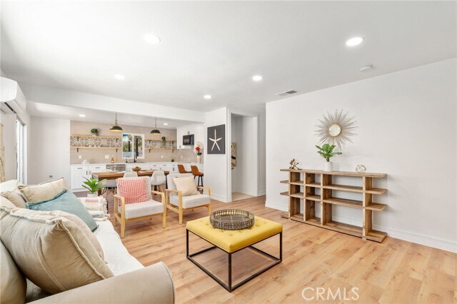 Foto del edificio - 10931 Knobb Ave