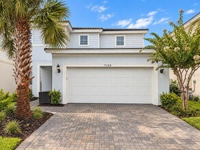 Building Photo - 7328 Oakmoss Loop