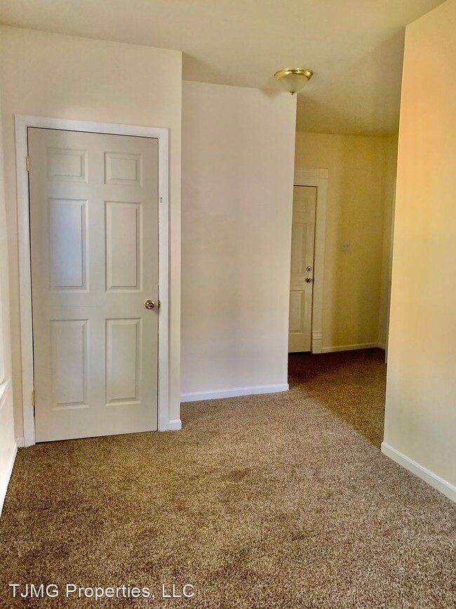 Building Photo - 2 br, 1 bath House - 1608 Butternut Street