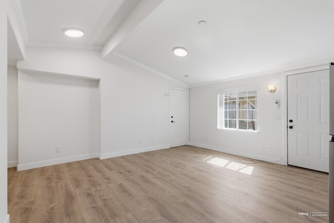 Building Photo - 8894 Indiana Ave