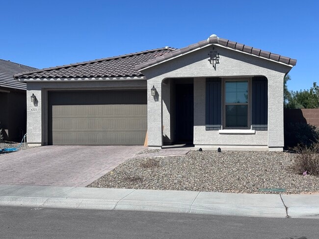 Building Photo - 6322 N 67th Ln