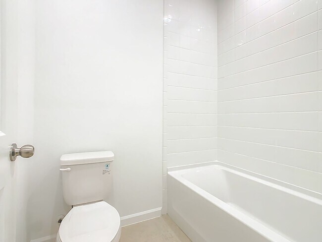 Building Photo - Brand New Luxury Town House in Island Village a Celebration, FL maintenance free community.