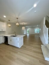 Building Photo - 556 Leesville Rd