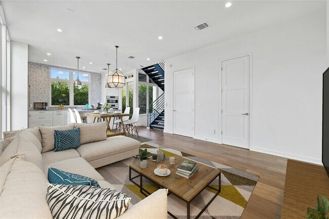 Foto del edificio - 2518 Sutherland St