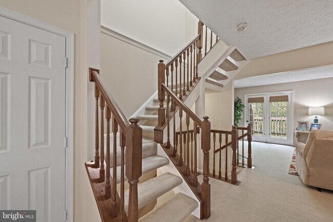 Building Photo - 1615 Elkwood Ct