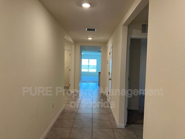 Foto del edificio - 5070 SW 88th St