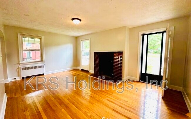 Building Photo - 1116 Chestnut Hill Dr