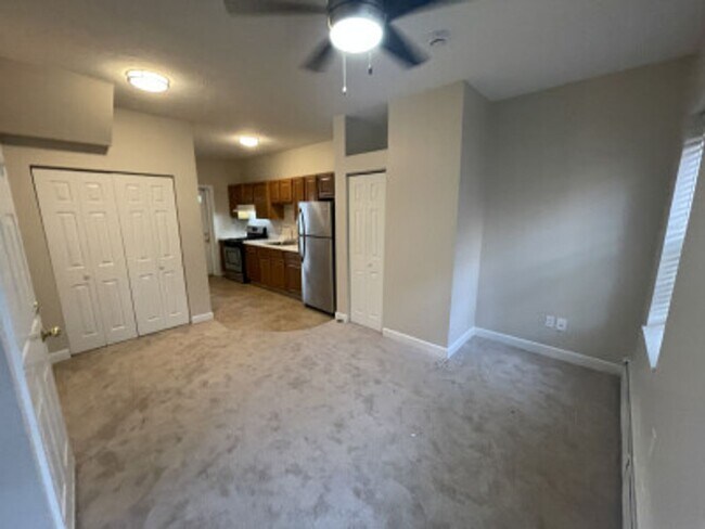 Building Photo - BU Med / BMC Area!!!  Updated Boston/Roxbury 1 bed on Pompeii St.  Parking Included.  NO FEE