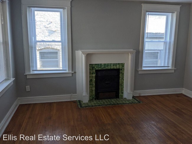 Foto del edificio - 1013-1015 W 39th St