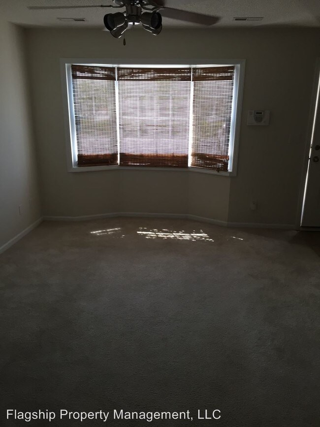 Foto del edificio - 3813 E Vancroft Cir