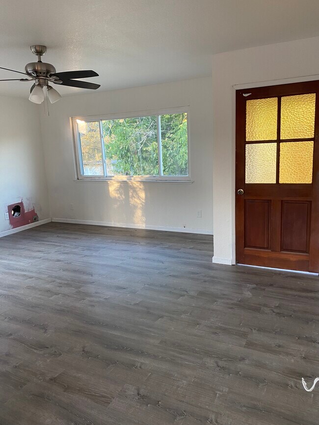 Foto del edificio - 25604 Auberry Rd