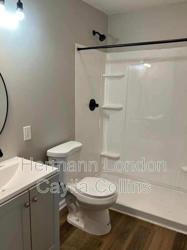 Foto del edificio - 5190 Enright Ave