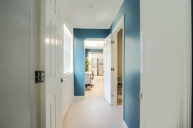 Foto del edificio - 239 NW 32nd St