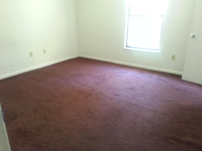 Foto del edificio - 2 Bed 1 Bath Home | Pet Friendly | Washer ...