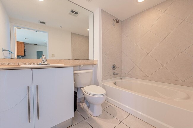 Foto del edificio - 325 S Biscayne Blvd