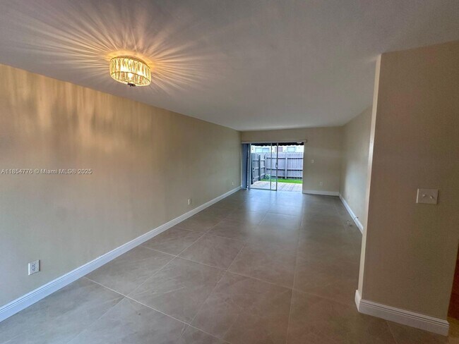 Foto del edificio - 11339 SW 71st Ln