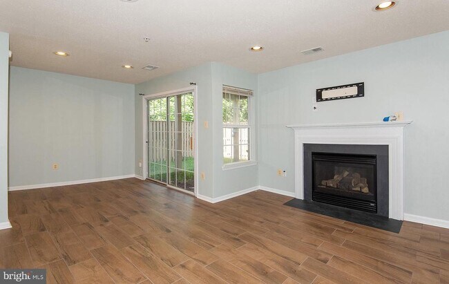 Building Photo - 2336 Turnbridge Ct