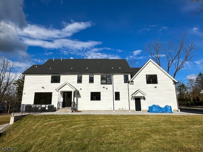 Building Photo - 128 Mountain Ave
