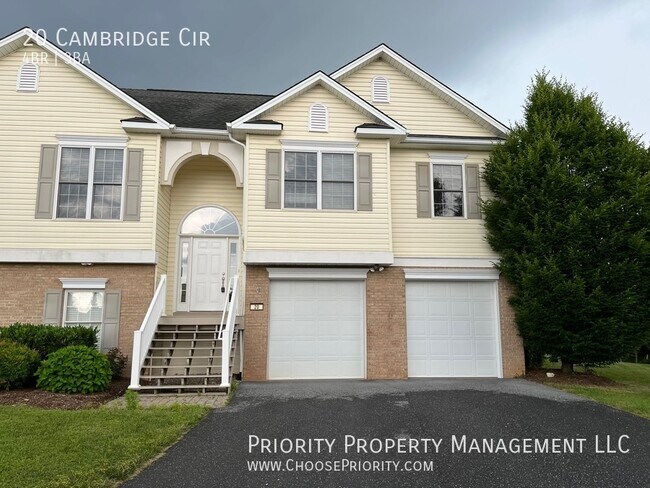 Building Photo - Spacious 4 bed 3 bath Home - Crossroads Farm