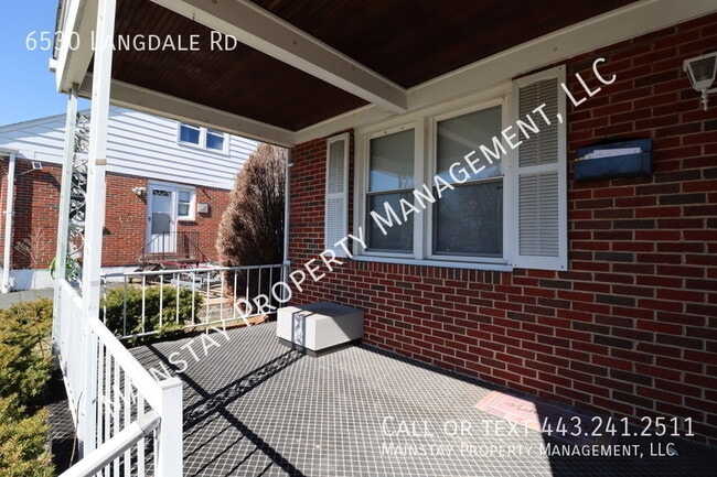 Building Photo - Updated 3 Bedroom Home in Quiet Rosedale N...