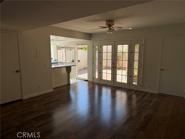 Foto del edificio - 1585 Christopher Ln