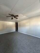 Building Photo - 231 W Poplar St
