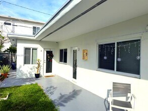 Building Photo - 3071 SW 27th Ln