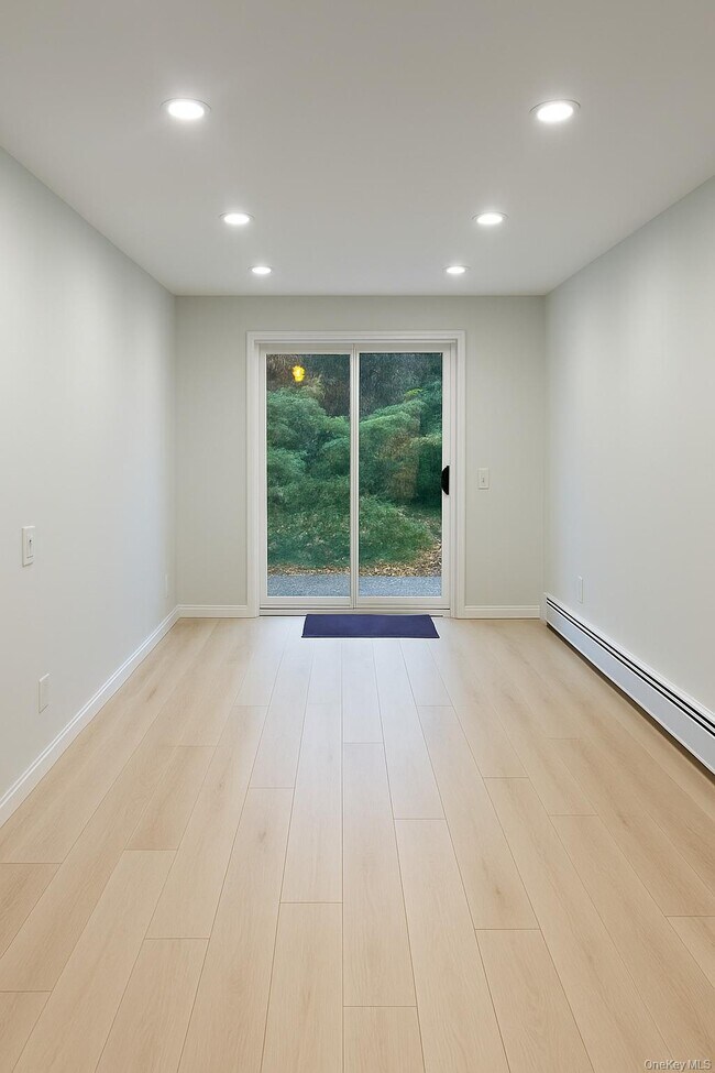 Foto del edificio - 987 Halsey St