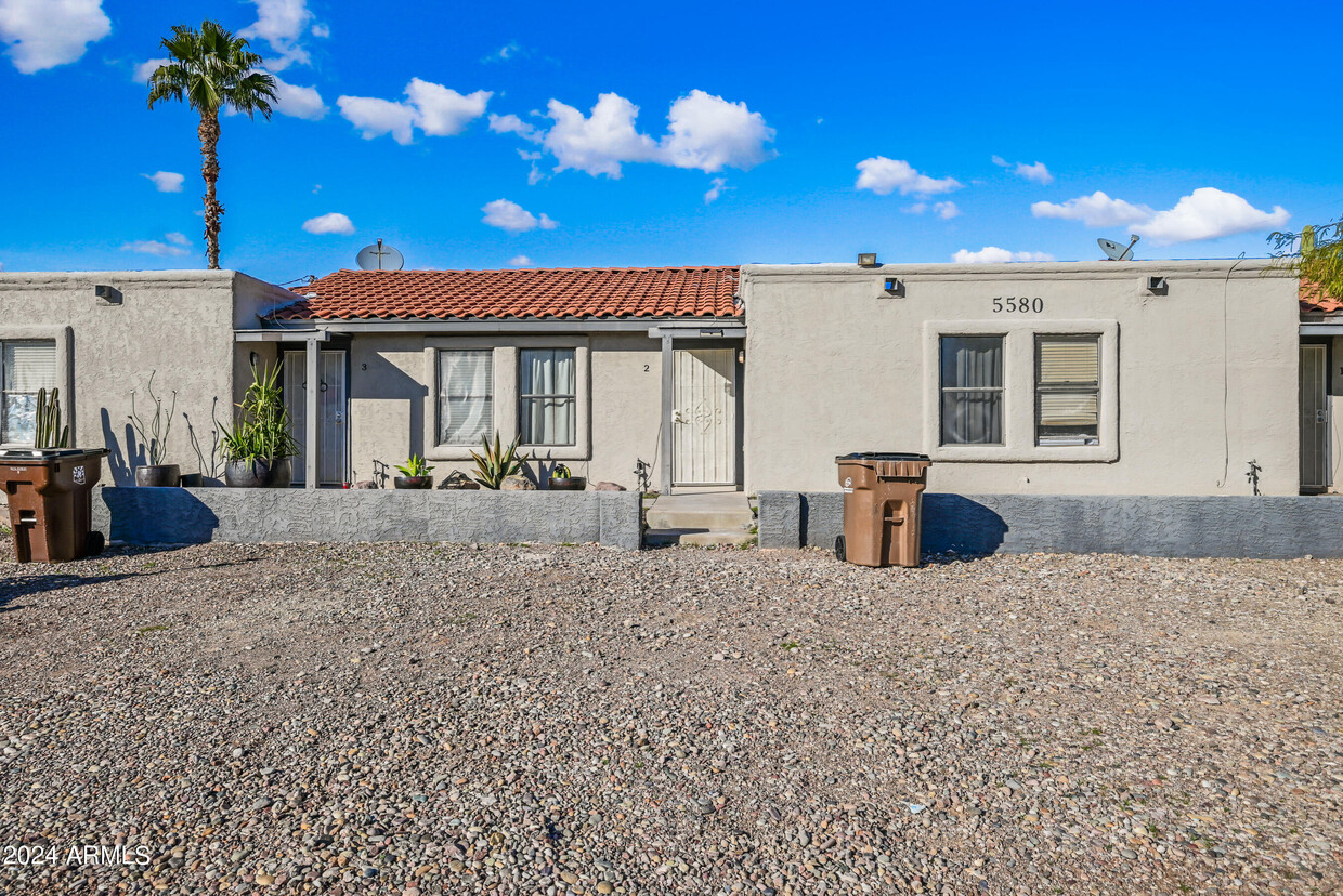 Foto principal - 5580 S Kings Ranch Rd
