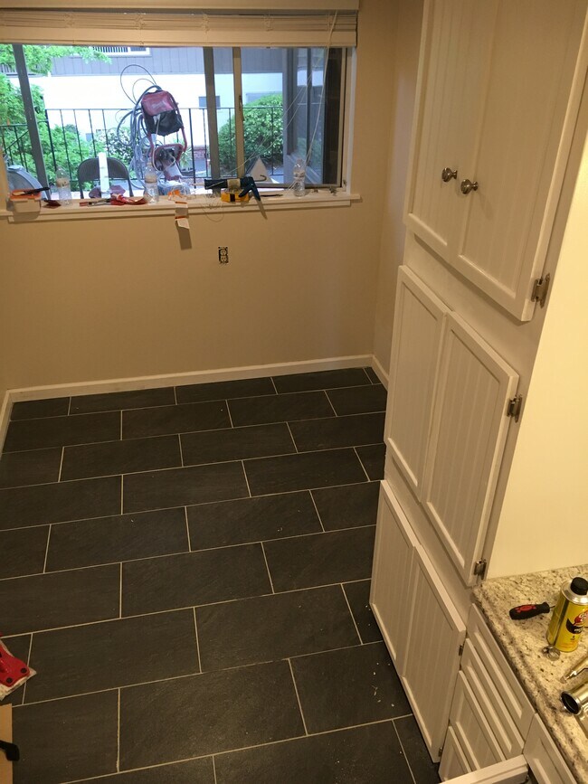 Kitchen facing patio - 635 San Benito Ave