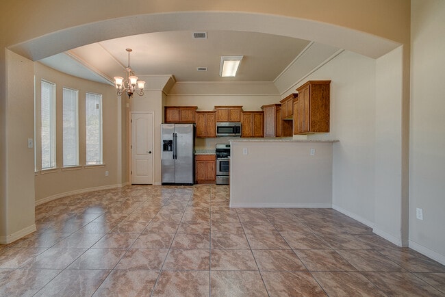 Building Photo - Eastside 3 Bedroom 2.5 Bath