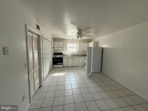 Building Photo - 11 Taft Ave