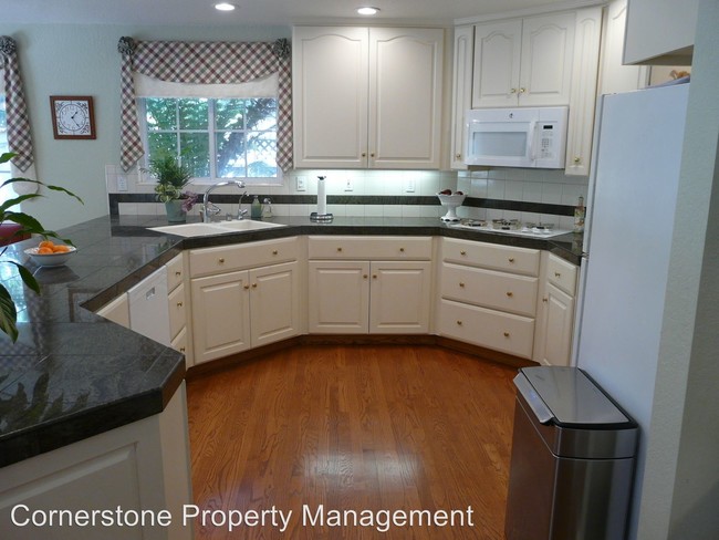 Building Photo - 5333 Keene Dr