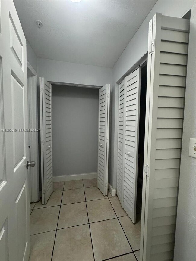 Foto del edificio - 4271 NW 5th St