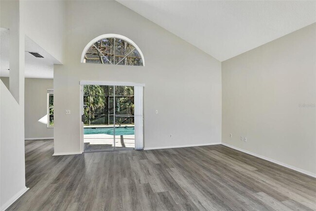 Foto del edificio - 123 Hidden Springs Cir