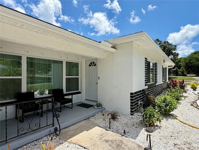 Building Photo - 1109 S Betty Ln