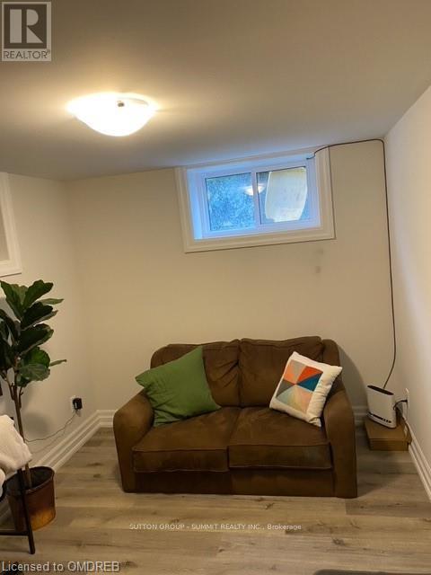 Photo du bâtiment - 482 E 37th St