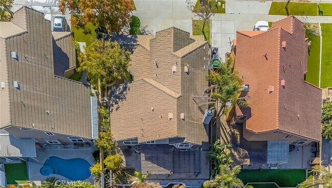 Foto del edificio - 3355 Sterling Dr