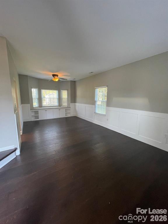 Building Photo - 210 Southhaven Dr