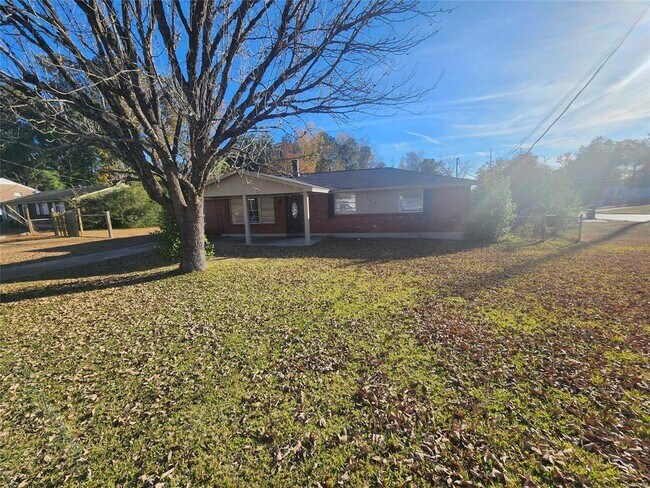 Foto del edificio - 102 White Oak Dr