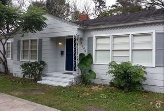 Building Photo - 4549 Timuquana Rd