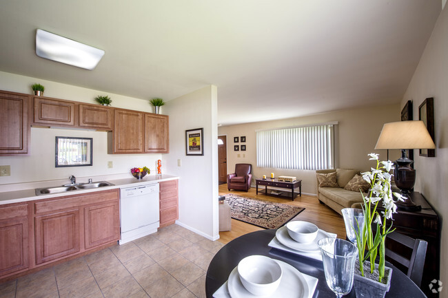 Kitchen - Bradley Place Townhomes