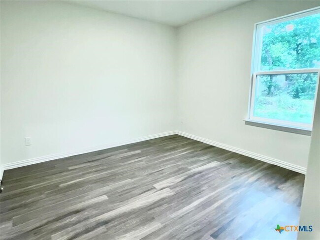Foto del edificio - 406 S 7th St