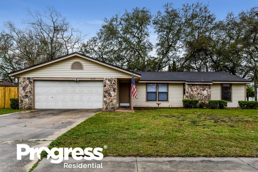 12336 Cobblestone Cir E, Jacksonville, FL 32225 House Rental in