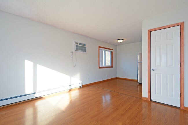 Foto del edificio - 2105 Hillview Road