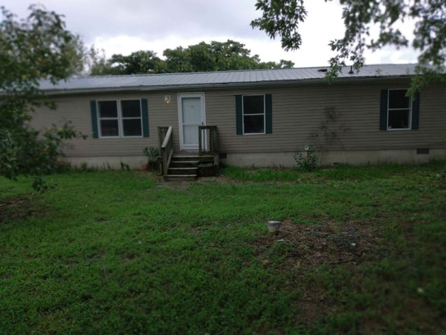 Building Photo - 14879 Concord Rd